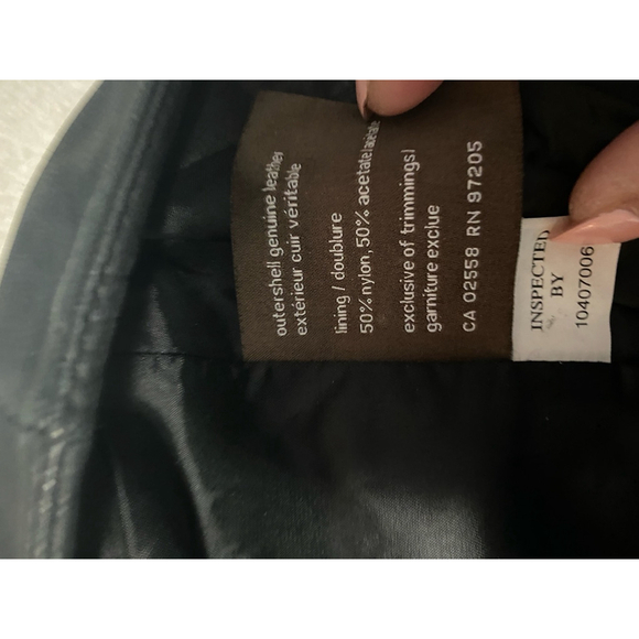 Women's Danier Genuine Leather Skirt Size 4 Black - Picture 6 of 7